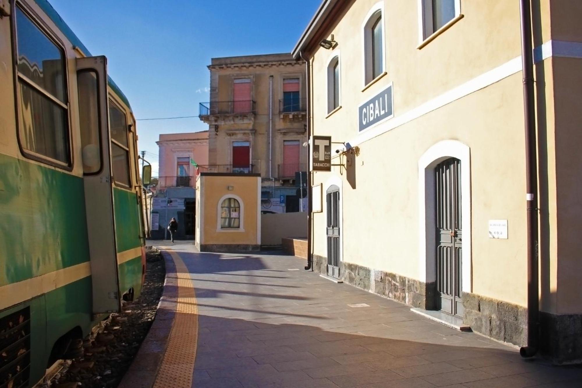 La Pietra Nera - Etna Home Κατάνια Εξωτερικό φωτογραφία
